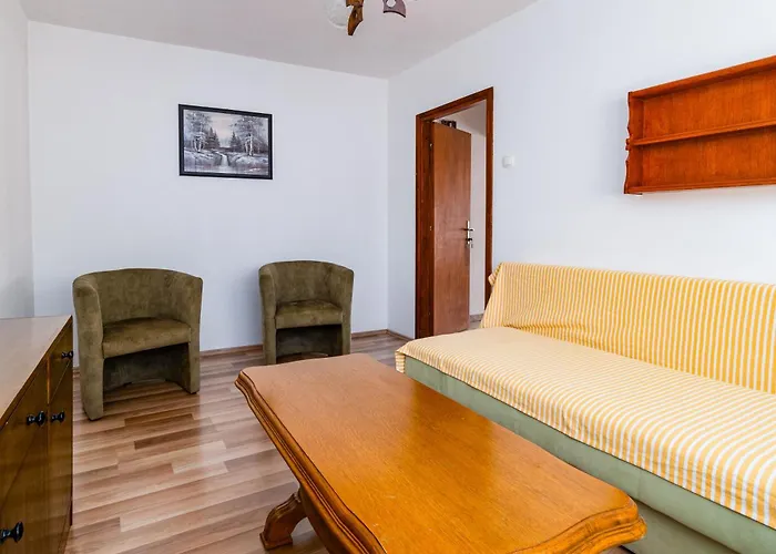 Apartments With Parking Space Novi Vinodolski - 2417 * Novi Vinodolski